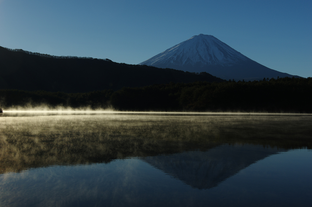 『日本晴れ富士・西湖』_b0244602_18332192.jpg