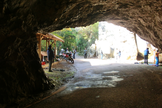 f0248120_1934134.jpg