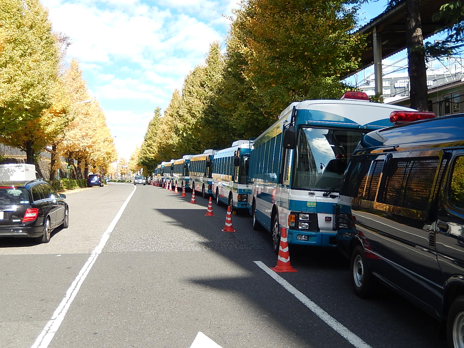 11月30日　渋谷　原宿　の自転車屋　FLAME bike前です！！_e0188759_1339516.jpg