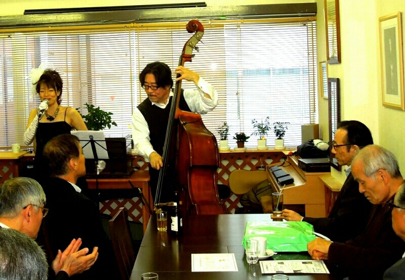 c0202101_1393854.jpg
