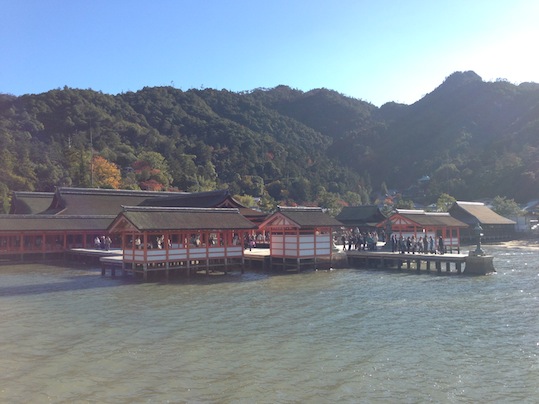 厳島神社_d0069964_2215952.jpg