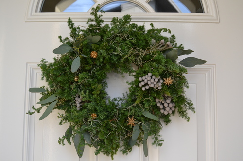 Fresh Christmas wreath_f0232785_11583443.jpg