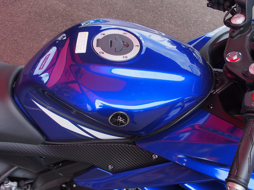 2012 YAMAHA YZF-R15_d0244687_17100129.jpg