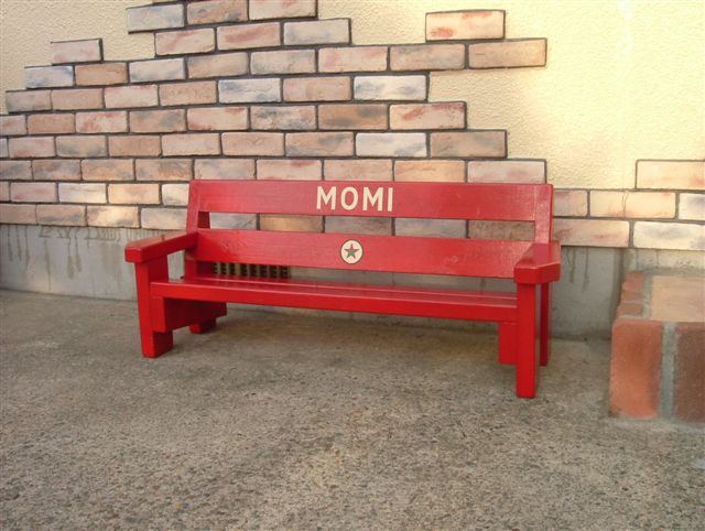 ★ Kids Bench ★_c0078202_7271361.jpg