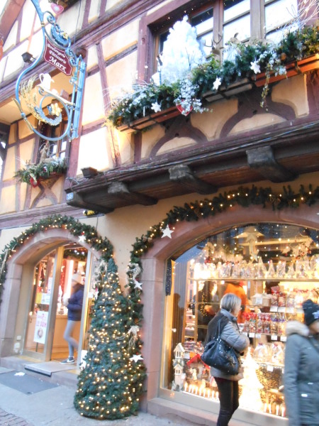 ＊ クリスマスマーケット ＊　～・ Eguisheim ・～_b0017903_2391031.jpg