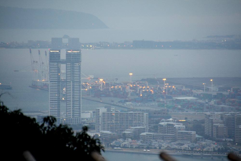 f0212511_2322855.jpg
