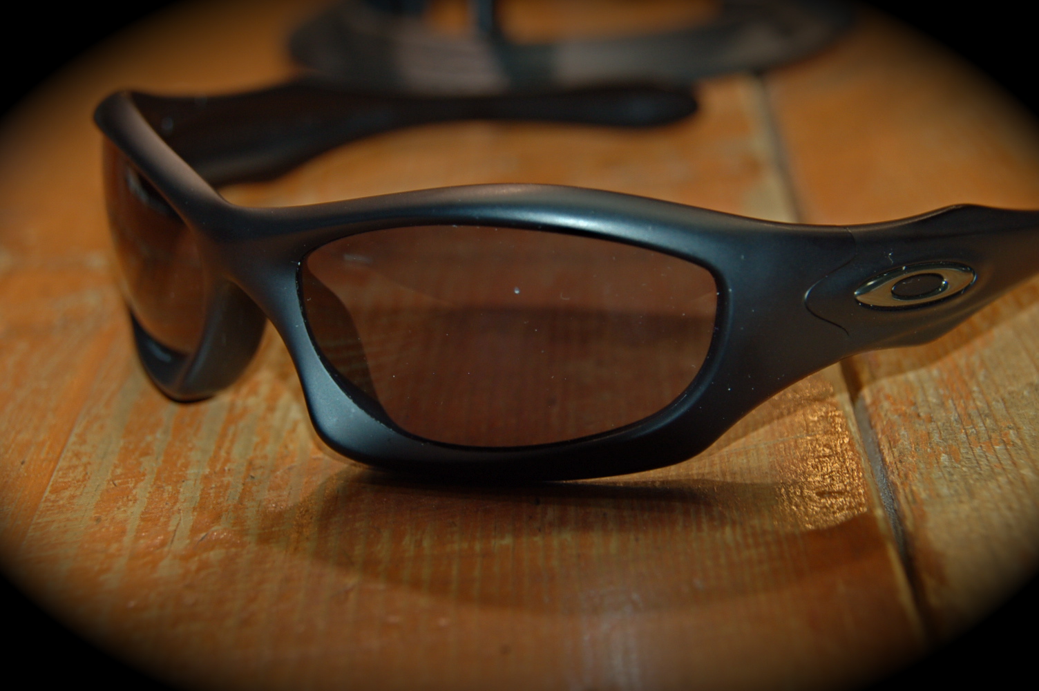 久しぶりのOAKLEY!!_e0249242_20195854.jpg