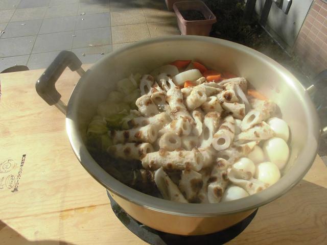 おでんパーティ_e0191174_8462311.jpg