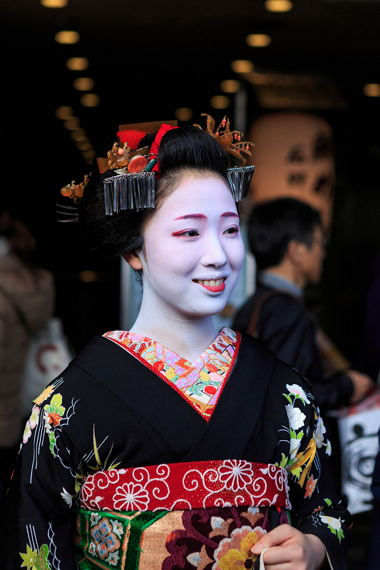 多麻・まめ藤さん お見世出し(祇園甲部)_f0155048_14303511.jpg