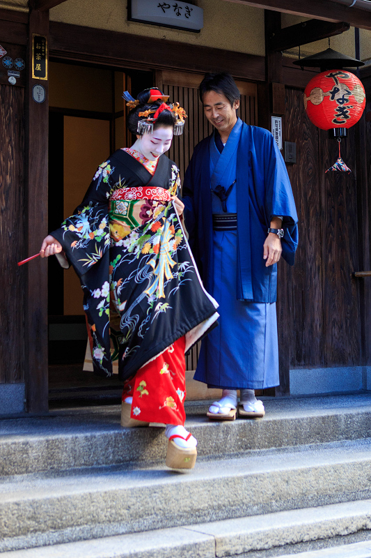 多麻・まめ藤さん お見世出し(祇園甲部)_f0155048_14355779.jpg