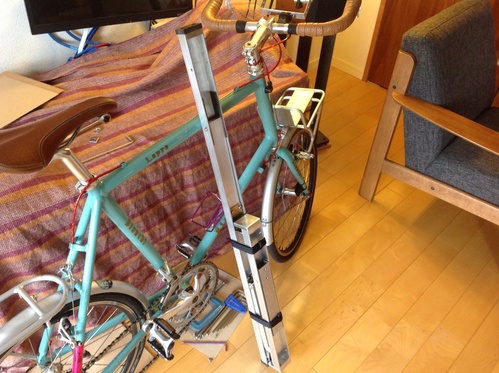 自転車ワークスタンド自作の写真アップ オーディオ共和国 ビアンキミニベロ10s 自転車ワークスタンド自作の写真アップ オーディオ共和国 ビアンキミニベロ10s