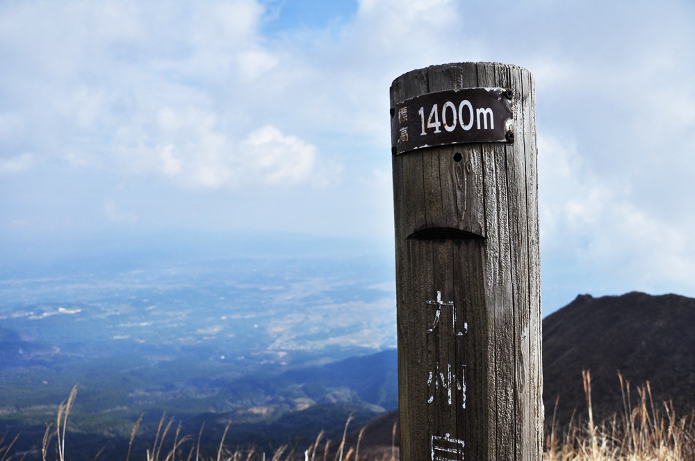 再び高千穂峰へ～天孫降臨コース～_e0314407_2015162.jpg