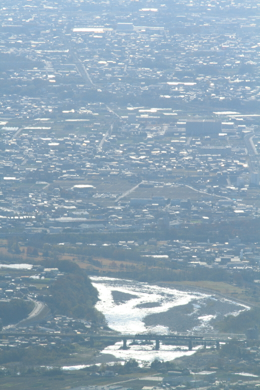 光る川を渡る汽車 - 2013年晩秋・上越線 - _b0190710_2392162.jpg