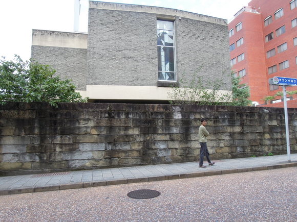 e0242423_702415.jpg