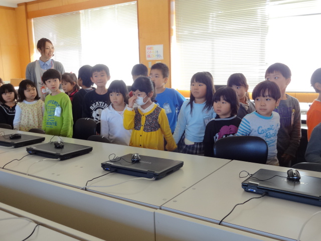 二田小学校へ_d0166047_2117558.jpg