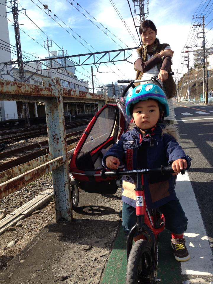 妊婦の散歩はチャリオットに限る。_c0016380_11191166.jpg
