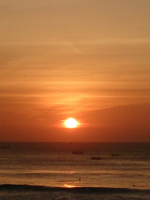 Sunset At Suluban Point @ Jl.Pantai Suluban, Uluwatu (\'13年9月)_f0319208_355528.jpg