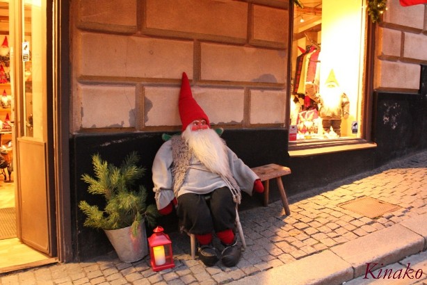 街中のクリスマスマーケット　－　Julmarknad i stan_e0250023_6125223.jpg