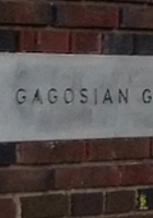 ホリデー・シーズンのNYのギャラリー街から、Gagosian Gallery_b0007805_1442458.jpg