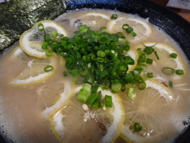 超とんこつラーメン小森_d0030026_0114588.jpg