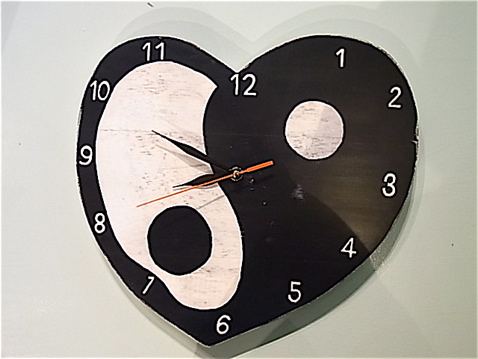 GAIJIN MADE / YING YANG CLOCK L_f0139457_1653920.jpg