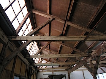 のこぎり屋根_c0197671_16182067.jpg