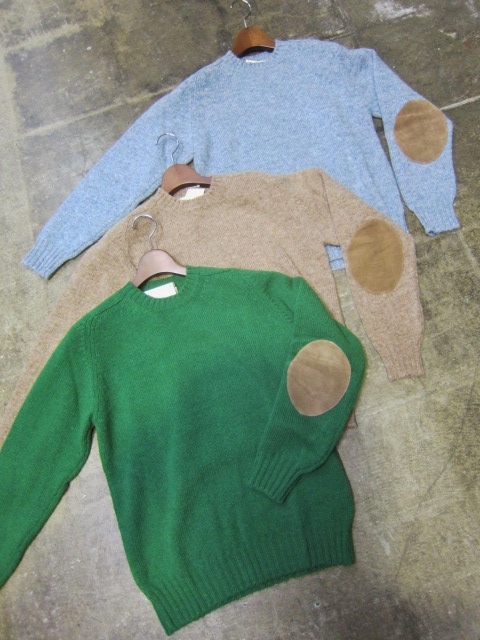 Jamieson\'s ・・・ SUEDE エルボーPatch CRUE SWEATER！★！_d0152280_23513165.jpg