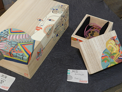 【北室】ワンダーガール 【南室】アーティストたちのカード展+Boxed展_f0106896_17352477.jpg