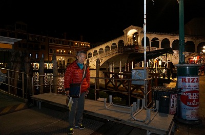 c0070439_2215539.jpg
