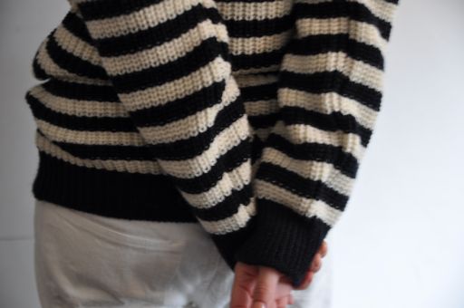 coat & knit 。。。 = yarmo =_b0110582_1938928.jpg