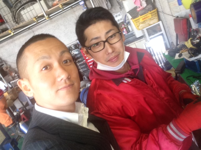 トミー、今日も元気にオープンしてます_b0127002_1119621.jpg