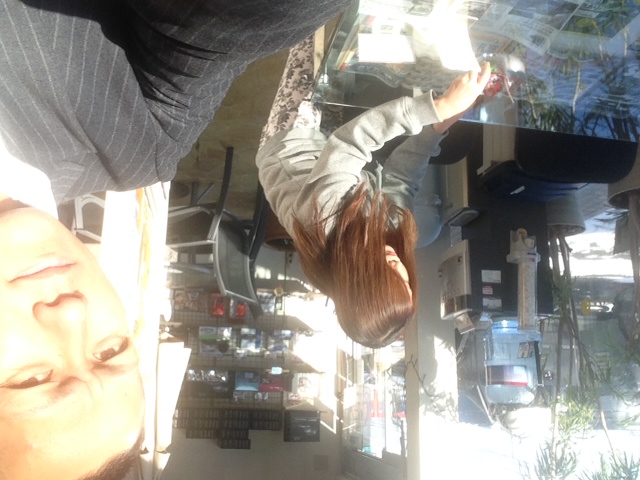 トミー、今日も元気にオープンしてます_b0127002_1119666.jpg