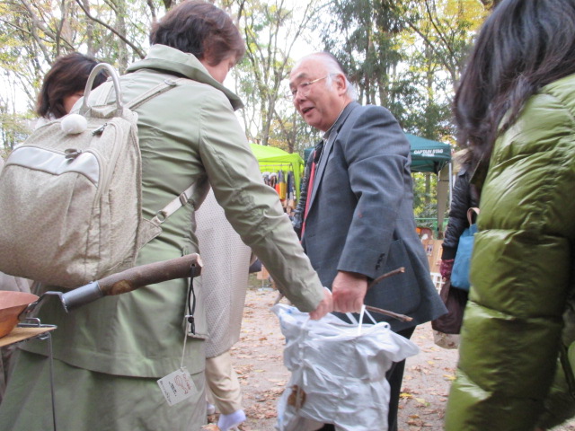 下鴨神社「森の手づくり市」_e0292359_1026377.jpg
