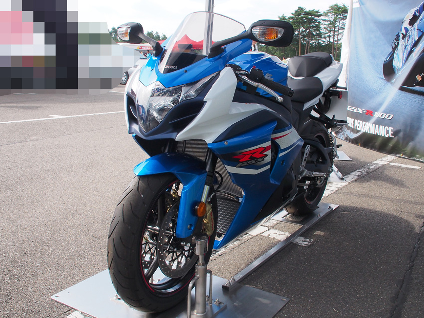 2013 SUZUKI GSX-R1000 : 風とバイクと俺と。