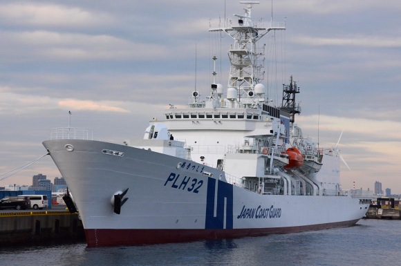 海保巡視船・PLH32「あきつしま」横浜港撮影_e0158925_023577.jpg