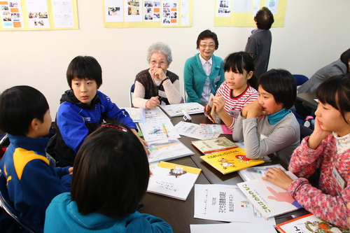 本の読み聞かせのルールを学ぶ～子ども司書養成講座～_f0237658_173184.jpg