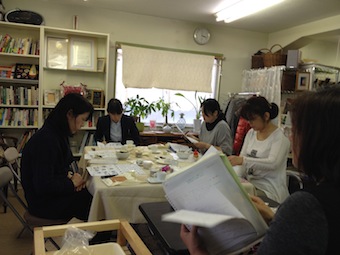 長谷川弘江先生のアロマクラブ 後半!_a0191183_17163035.jpg