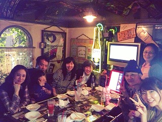 KUROで、MWのお誕生日会 OB会_a0123703_1140873.jpg