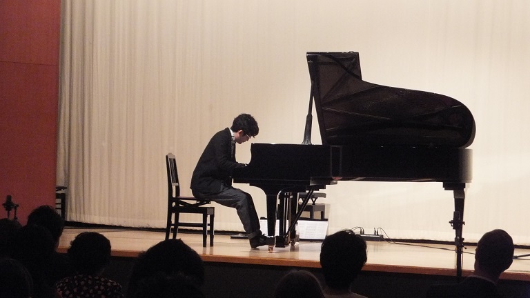 Ulrike Haage ピアノ・ソロ公演 -感想_e0081206_13321498.jpg