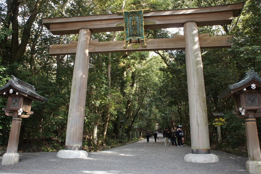 日本最古の大神神社_b0112909_20574011.jpg