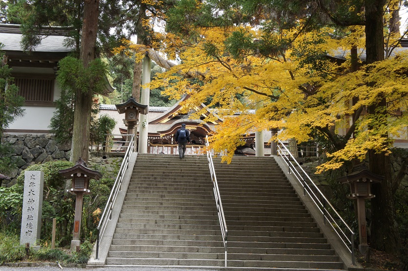 日本最古の大神神社_b0112909_2059418.jpg