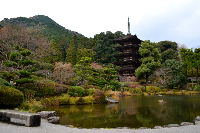 ”束の間の瑠璃光寺五重塔”_d0153941_1963320.jpg