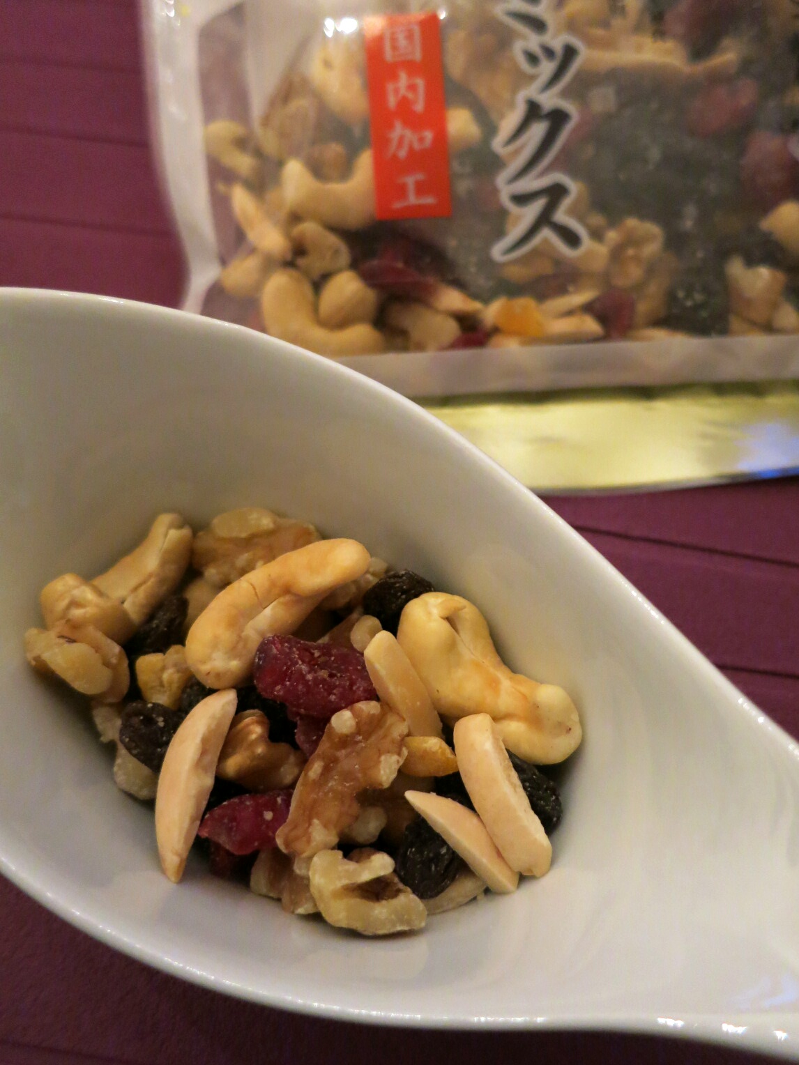 ツルヤ 国内加工便利な食べきり個包装プロテインミックス(トレイル