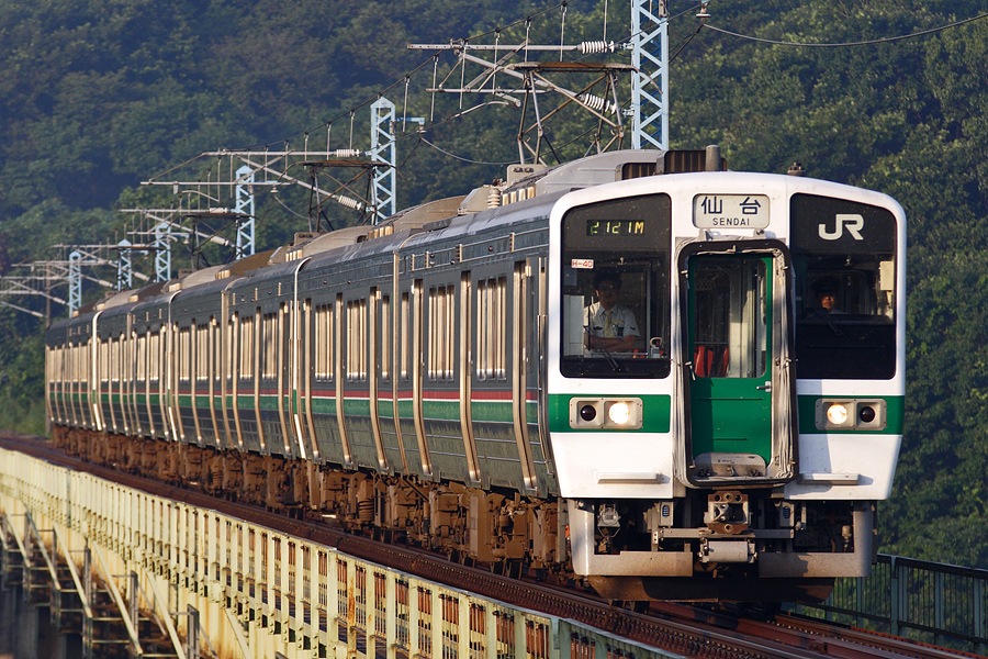 719系8連 朝の黒川を行く : RPW Blog.