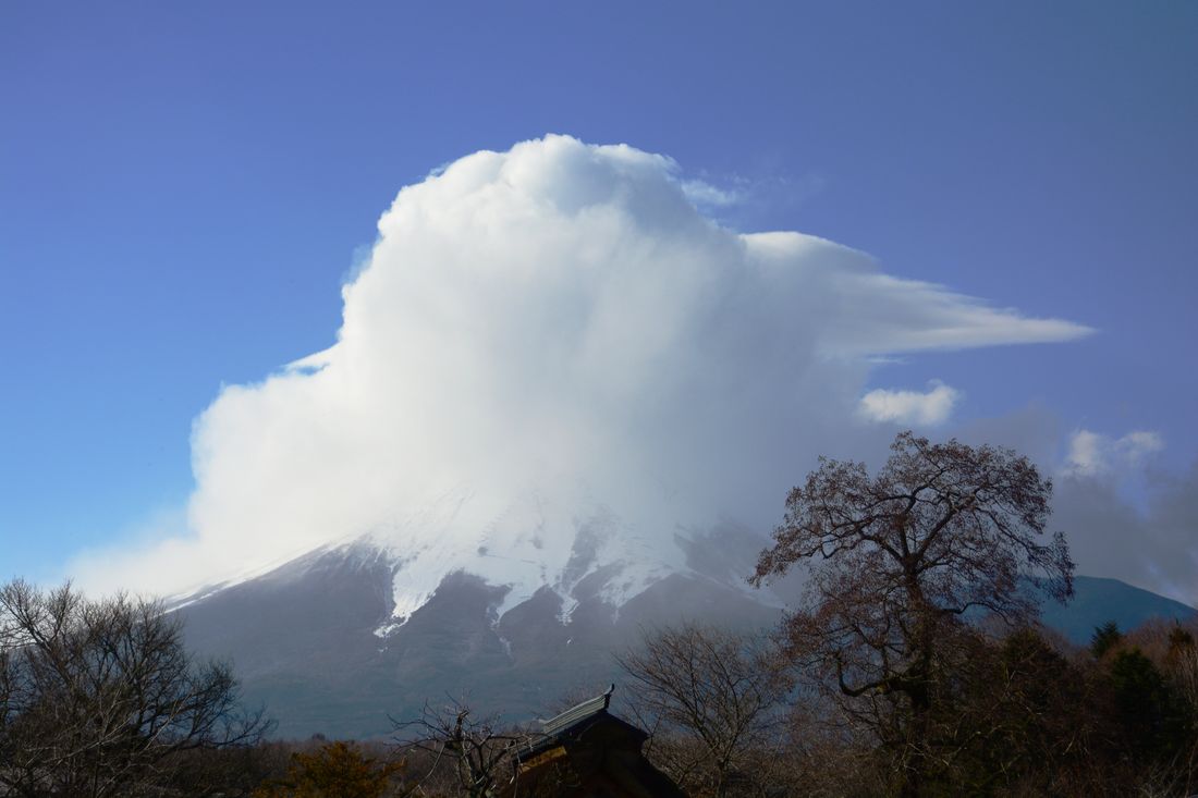 忍野八海アングル探し・・・富士山の雲は晴れたか？_a0031821_16254124.jpg