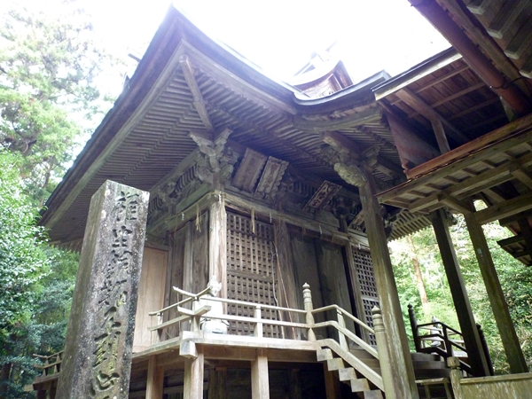 細石神社（６）ニニギの命を探して、再びの宇美八幡宮・気比大神・天日鉾_c0222861_17592875.jpg