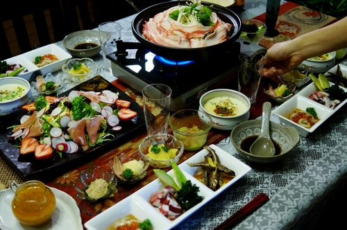 【居酒屋メニューで　豚肉と野菜のタジン蒸し／生ハム菜園サラダ／保存食おつまみセット他】＾＾♪_b0033423_23132933.jpg