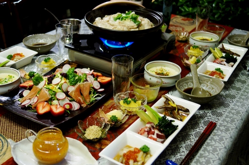 【居酒屋メニューで　豚肉と野菜のタジン蒸し／生ハム菜園サラダ／保存食おつまみセット他】＾＾♪_b0033423_23162048.jpg