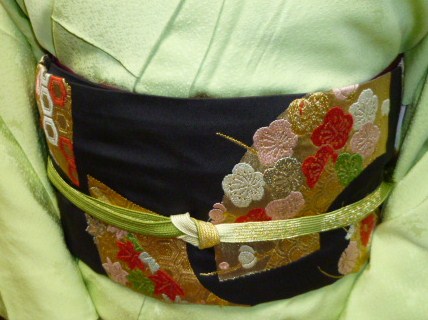 いちごの花さん綺麗な色無地・パーティと展示会へ。_f0181251_16231146.jpg