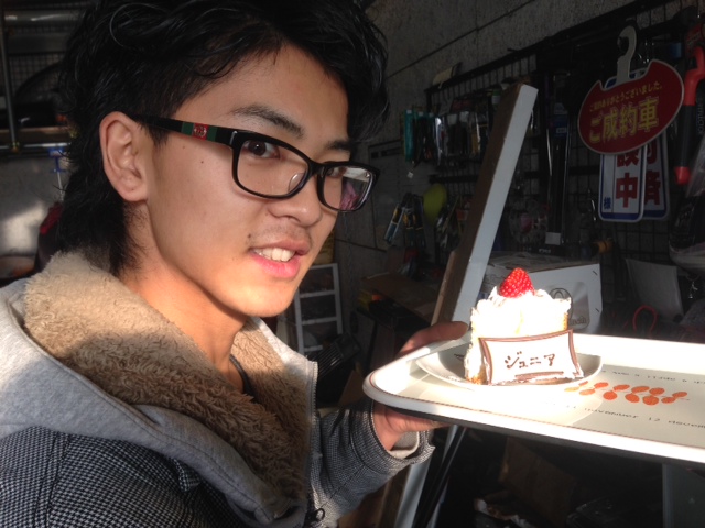 最年長☆山本が送る!!TOMMYニコニコブログ★☆ ハマー ランクル アルファード レンタカー _b0127002_16365256.jpg